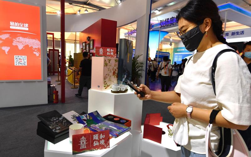 以高度開放的創(chuàng)意市場發(fā)展服務(wù)貿(mào)易 國際貿(mào)易發(fā)展的新引擎